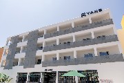 ryanslolas_00_building_011.jpg